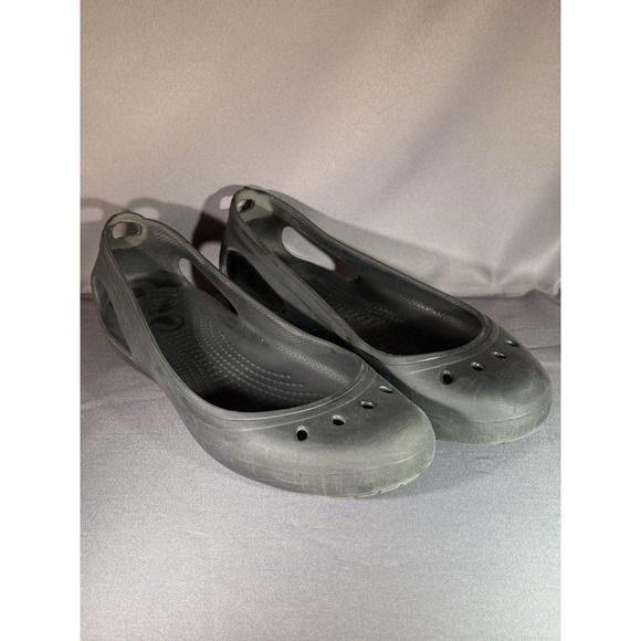 Crocs Women's Slip On Ballet Flat Sandal Kadee Size 10 Black Closed Toe Comfort - Picture 1 of 6